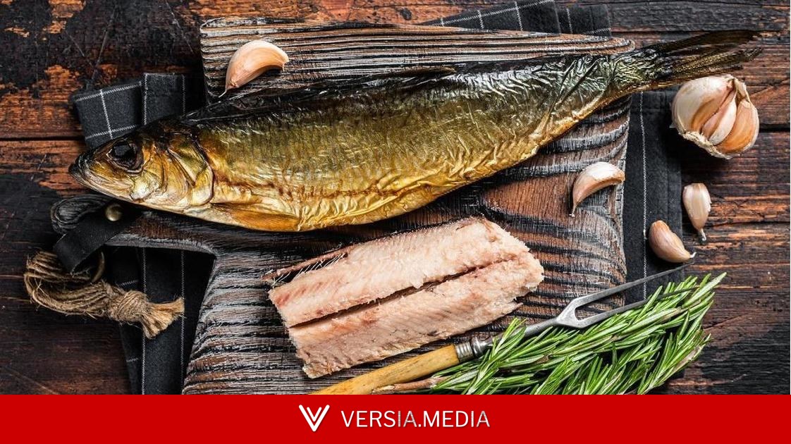 Какая селедка полезнее — соленая или копченая и как ее есть, чтобы не было отеков